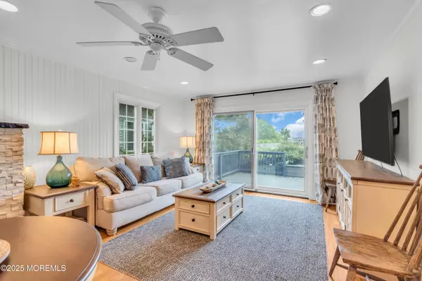 Mantoloking, NJ 08738,172 Sunset Lane