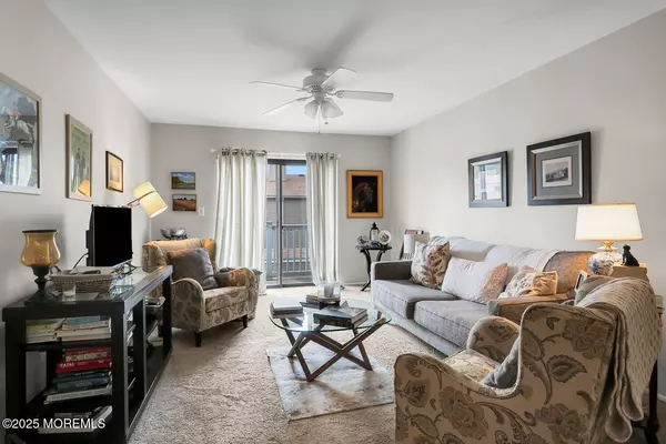 Tinton Falls, NJ 07724,11 Joyce Court