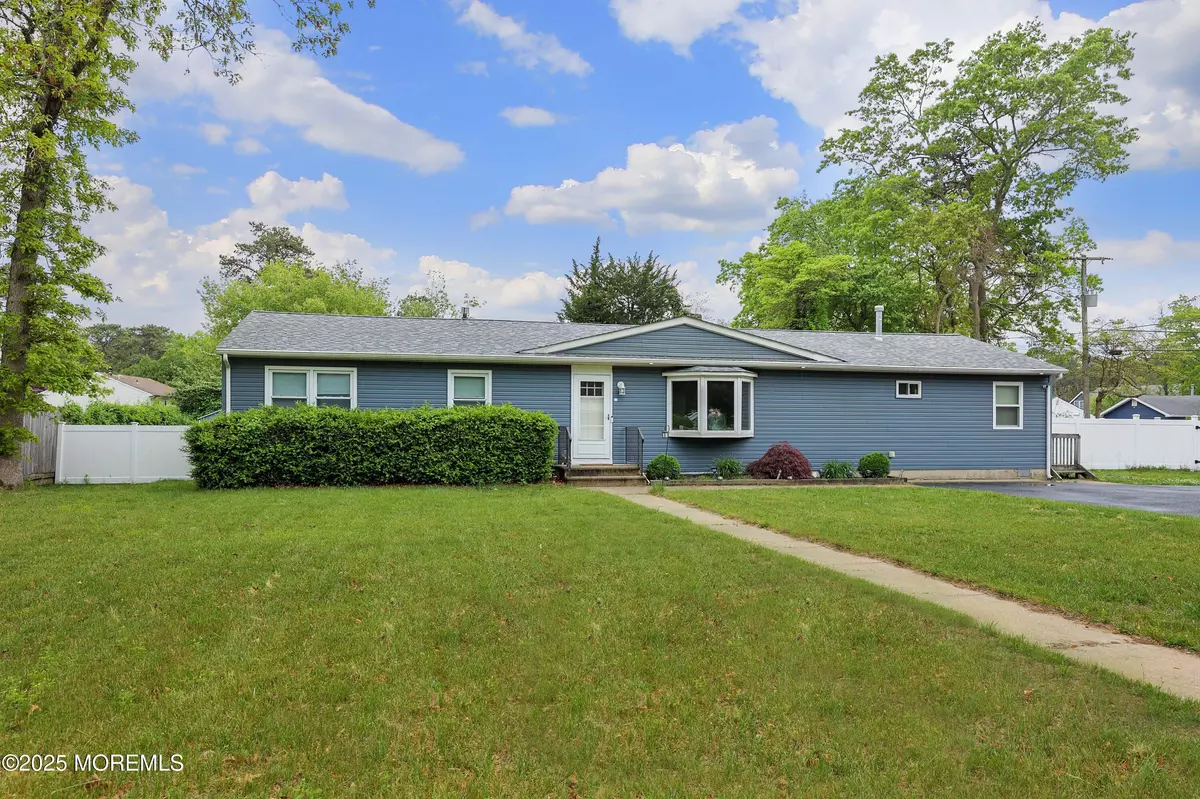 Bayville, NJ 08721,365 Central Boulevard