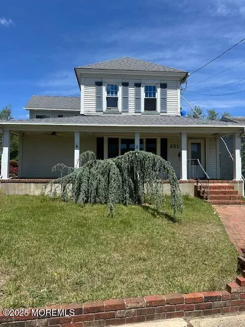 Oakhurst, NJ 07755,421 W Lincoln Avenue