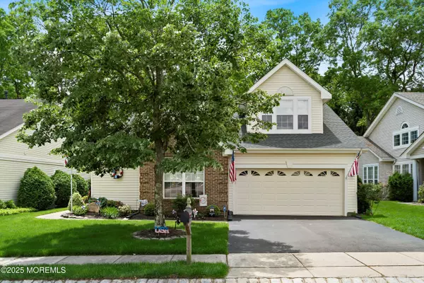 Bayville, NJ 08721,102 Sylvan Lake Boulevard