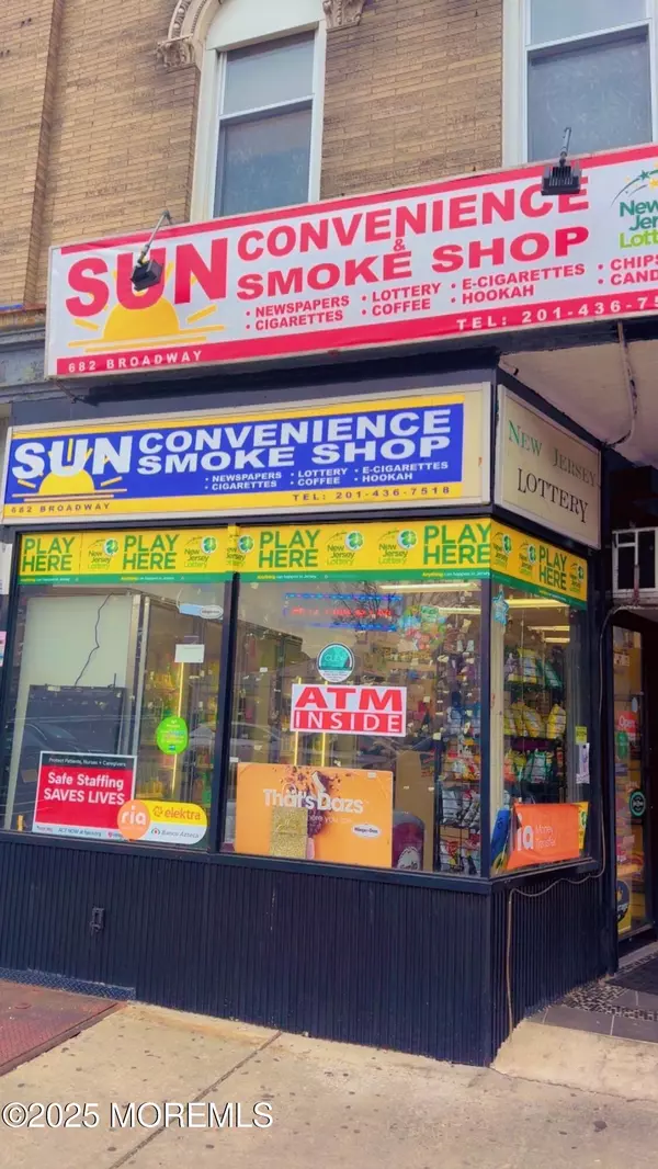 682 Broadway, Bayonne, NJ 07002