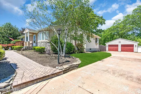 Tinton Falls, NJ 07712,1421 W Park Avenue