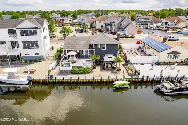 Forked River, NJ 08731,660 Fairview Lane