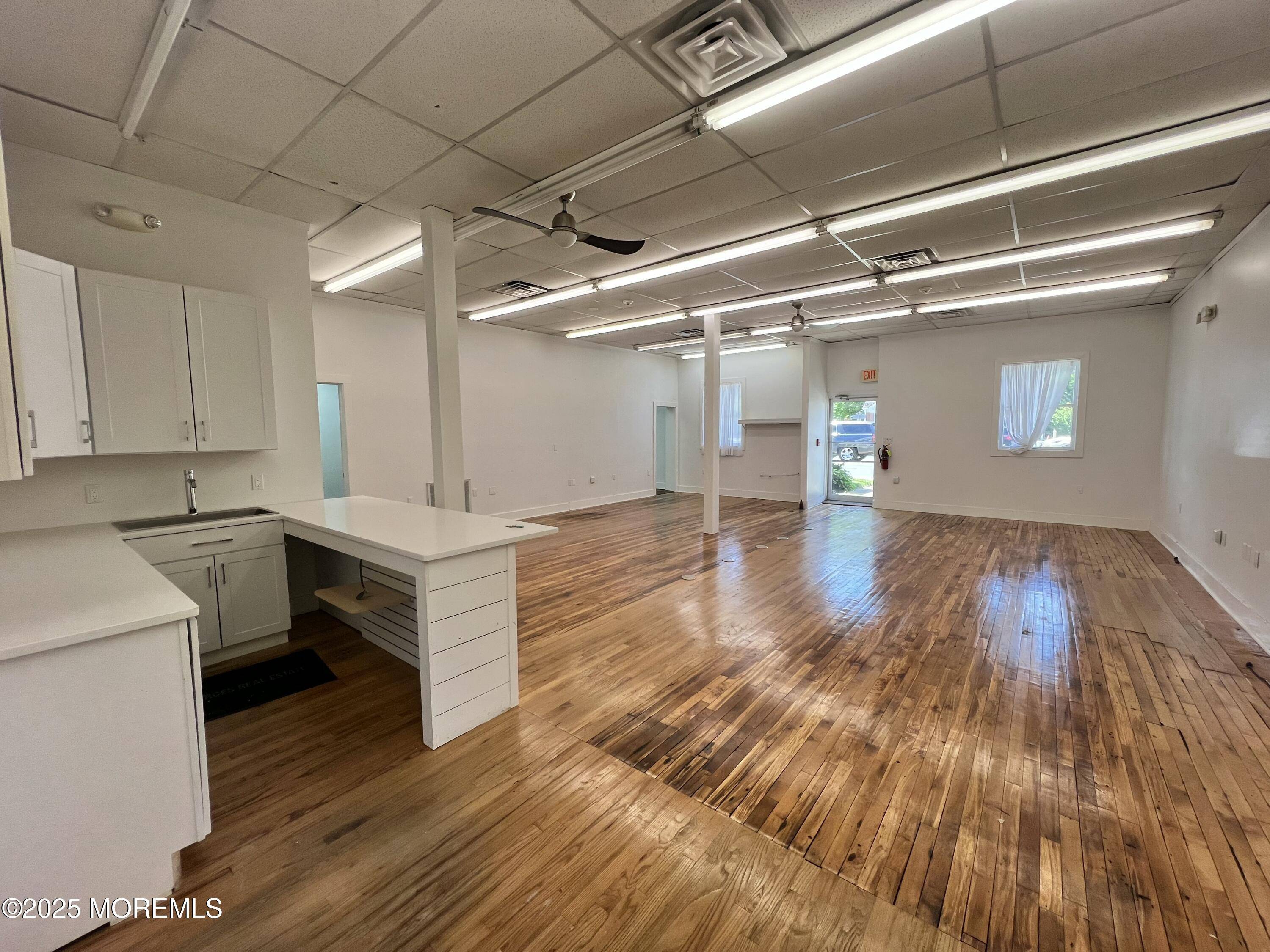 Shrewsbury Boro, NJ 07702,457 Broad Street