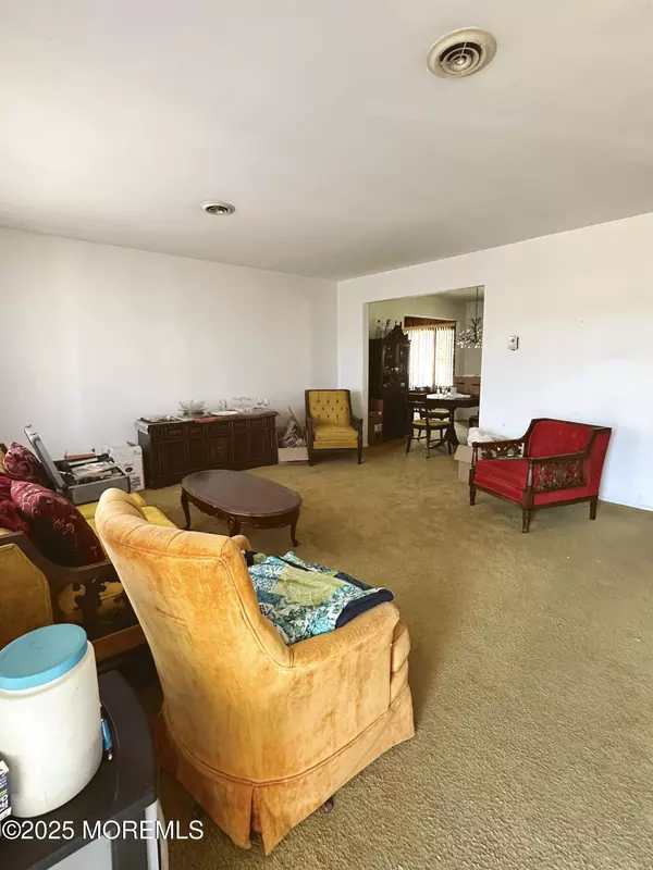 Toms River, NJ 08757,6 Langley Road