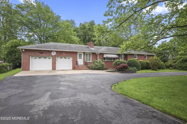 Aberdeen, NJ 07747,624 Lloyd Road