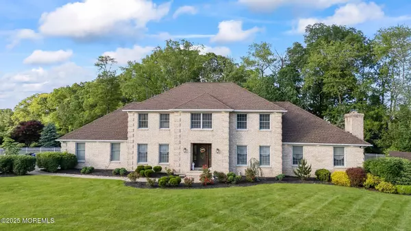 Freehold, NJ 07728,21 Windswept Lane