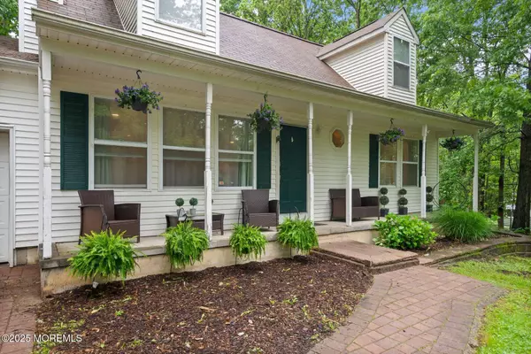 Jackson, NJ 08527,35 Oakland Drive