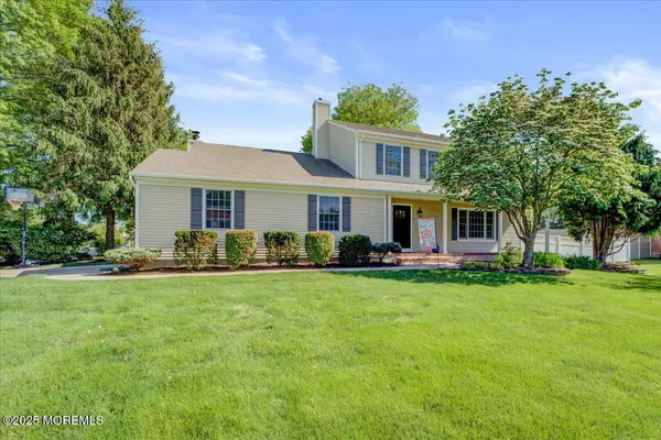Middletown, NJ 07748,18 Vaughn Drive