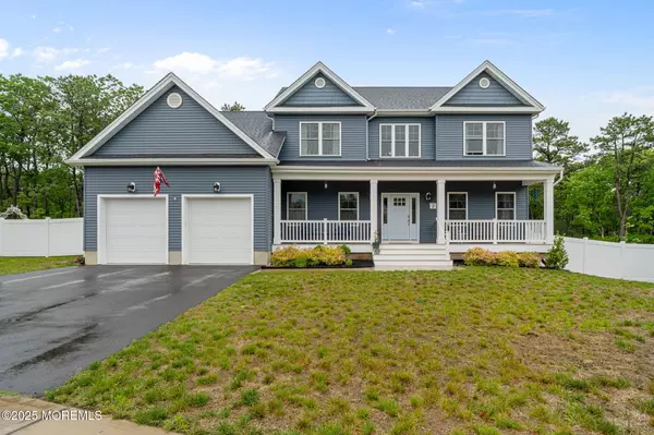 Barnegat, NJ 08005,2 Molly Court