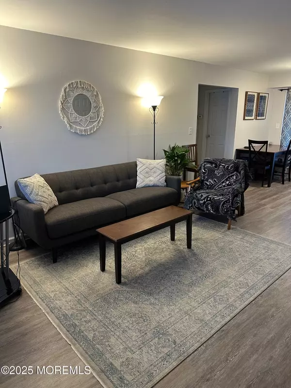 East Windsor, NJ 08520,49 Garden View Terrace #5