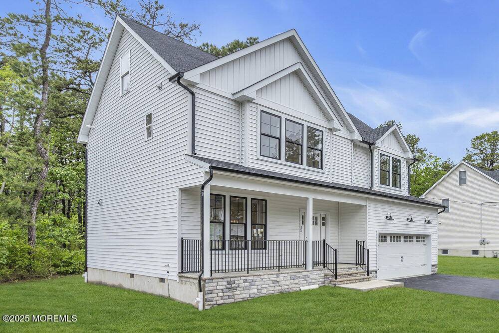 Bayville, NJ 08721,428 Baker Avenue