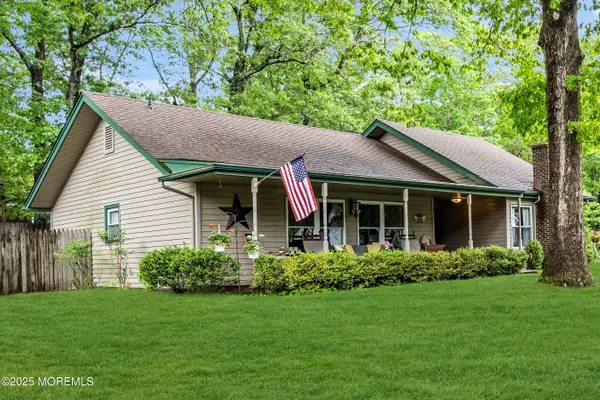 Jackson, NJ 08527,34 Cambridge Drive