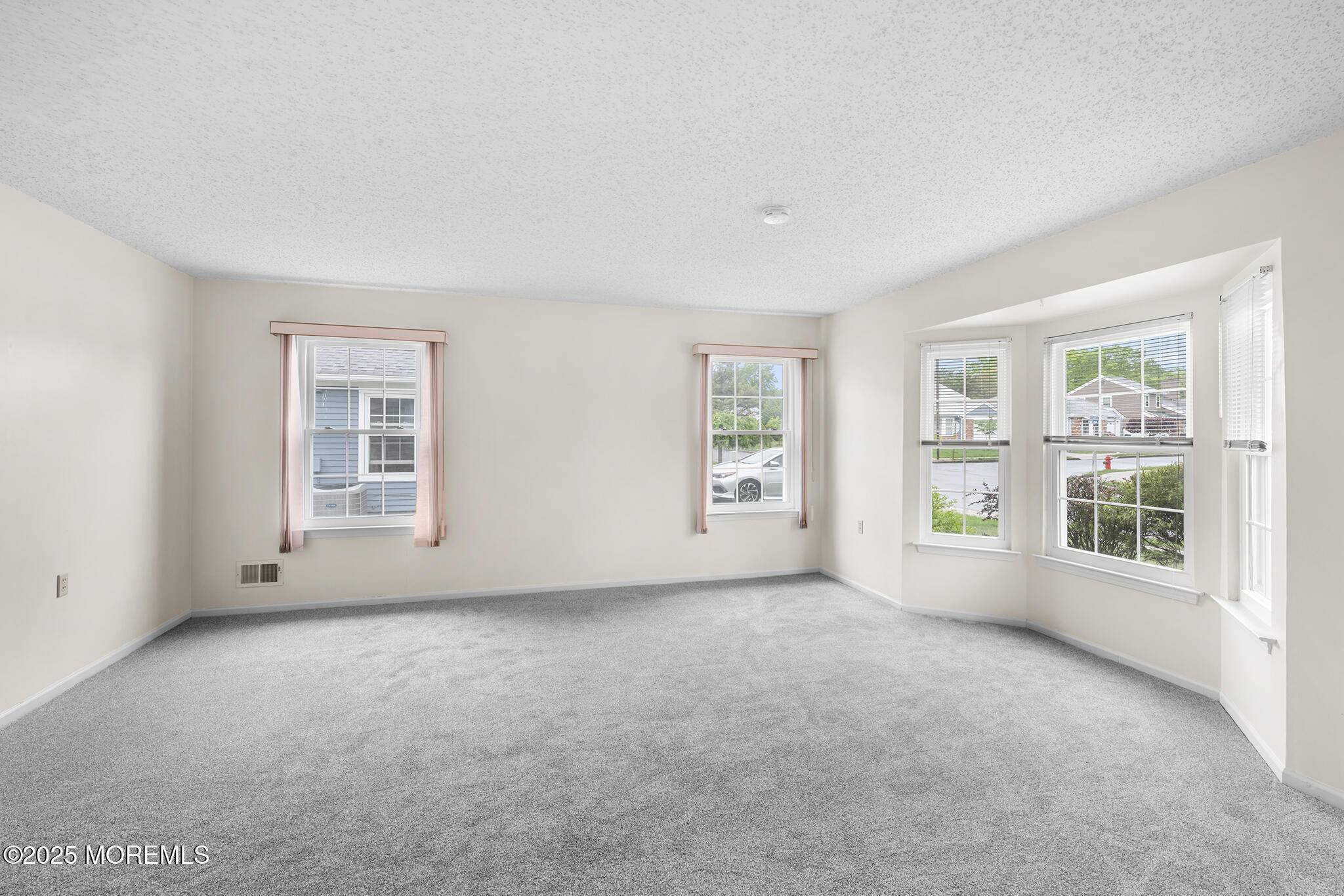 Barnegat, NJ 08005,22 Pine Oak Boulevard