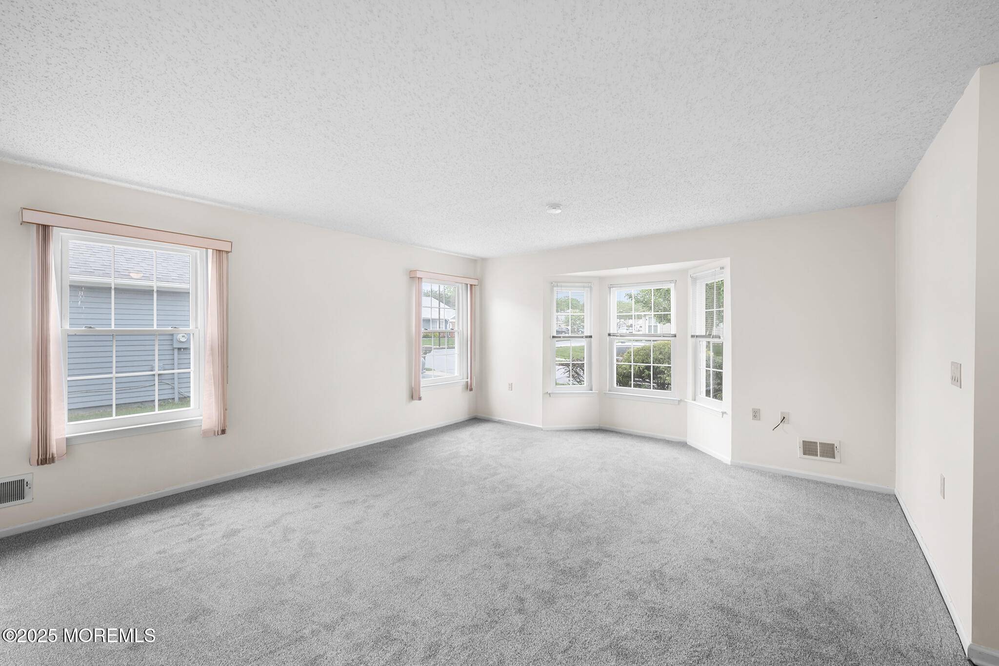 Barnegat, NJ 08005,22 Pine Oak Boulevard