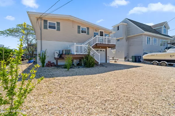 Tuckerton, NJ 08087,40 Daddy Tucker Drive