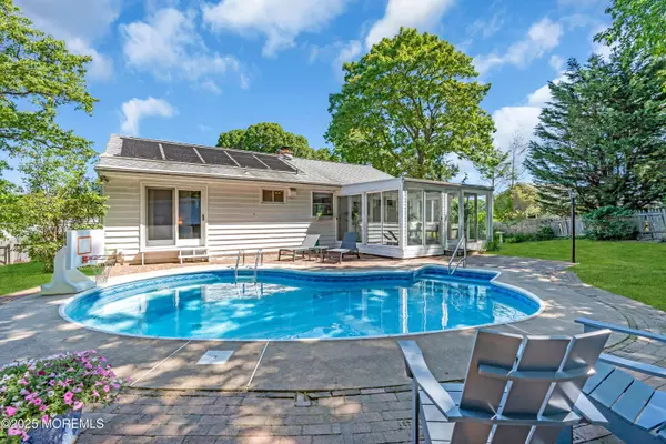 Atlantic Highlands, NJ 07716,162 Delaware Avenue