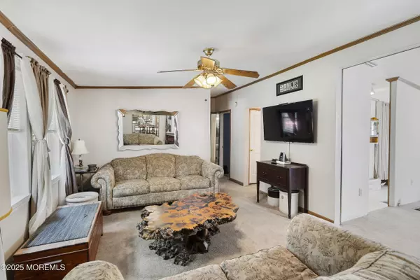 Jackson, NJ 08527,846 Perrineville Road