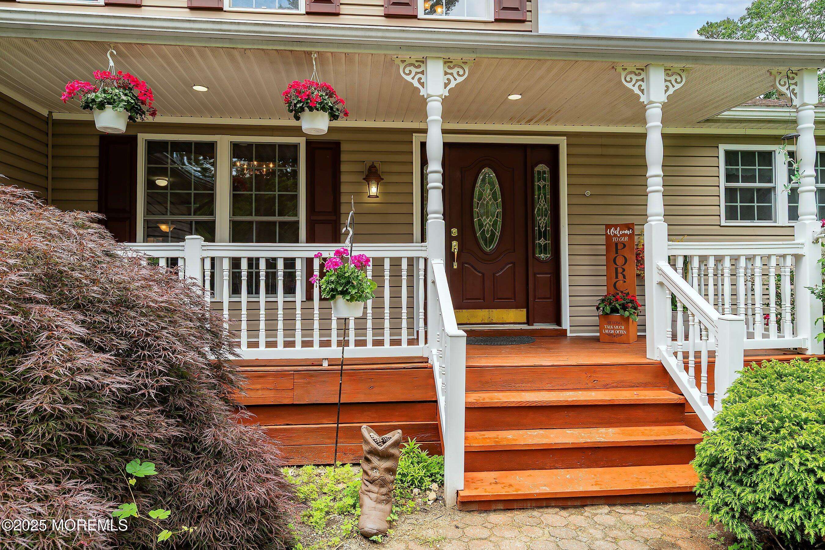 Tuckerton, NJ 08087,10 Hillside Avenue
