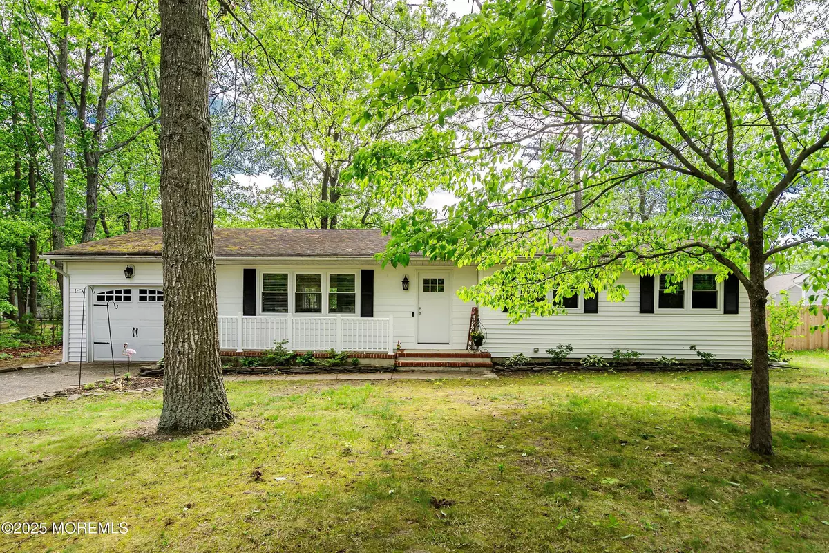 Forked River, NJ 08731,629 Alpine Street