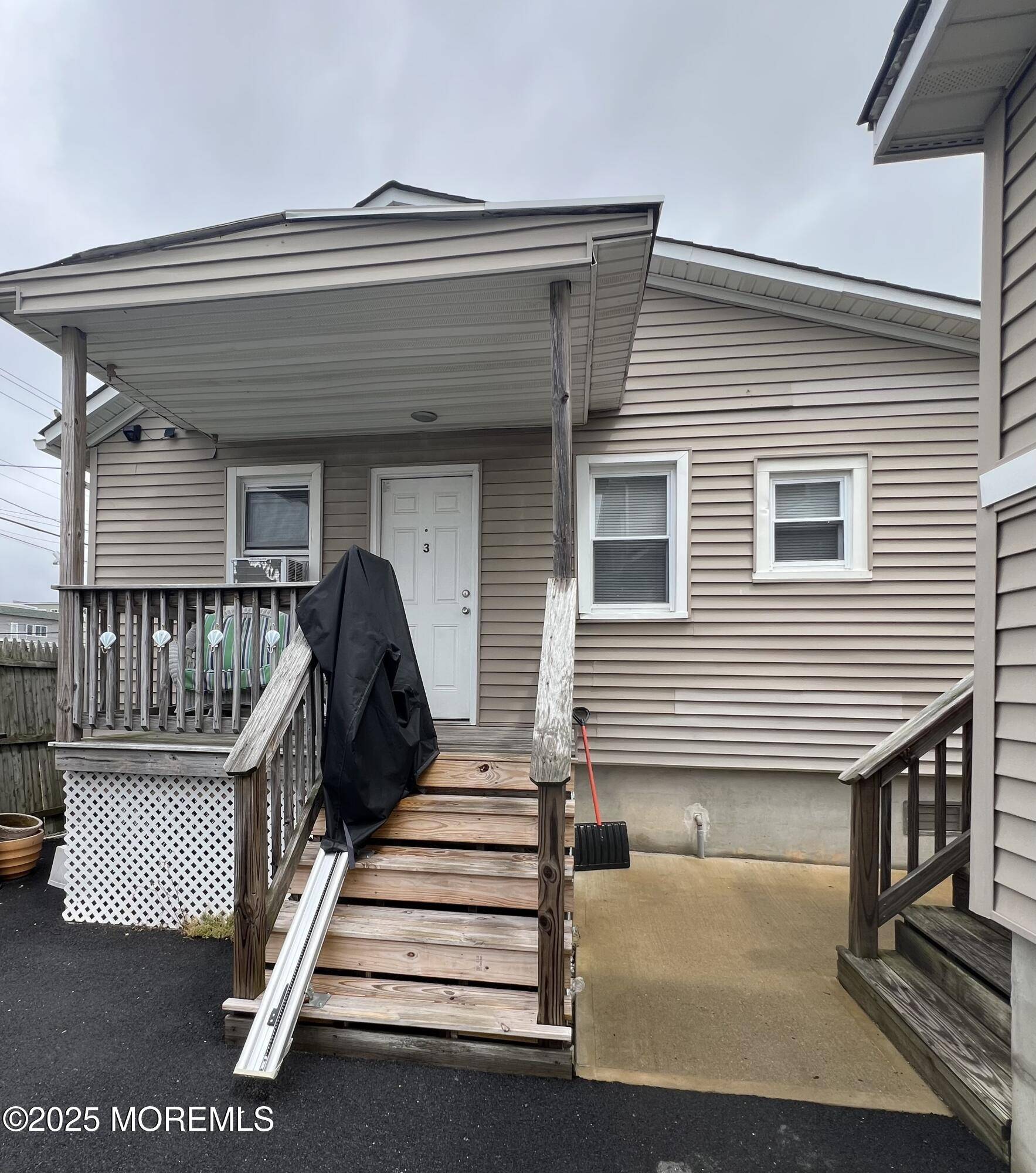 Seaside Heights, NJ 08751,128 Hamilton Avenue