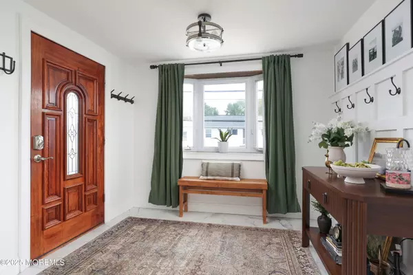 Port Monmouth, NJ 07758,657 Bray Avenue