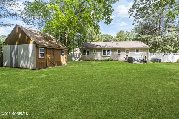 New Egypt, NJ 08533,18 Oak Lane