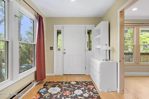Manahawkin, NJ 08050,833 Buccaneer Lane