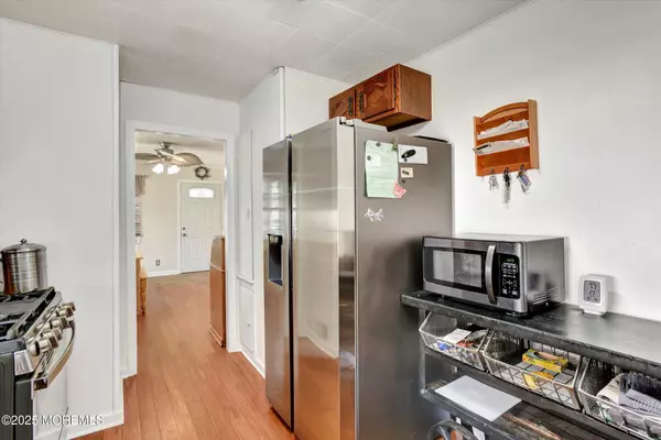 Laurence Harbor, NJ 08879,274 Prospect Avenue