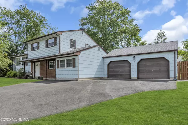 Old Bridge, NJ 08857,6 Onondaga Street