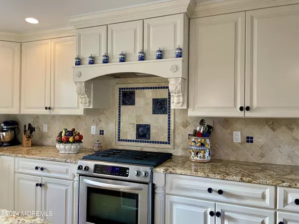 Sea Girt, NJ 08750,10 Baltimore Boulevard