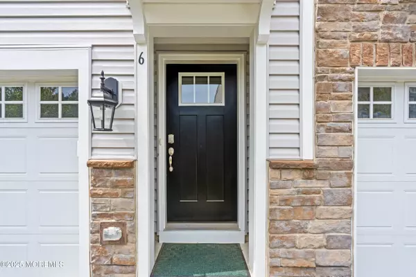 Tinton Falls, NJ 07753,6 Wembley Way