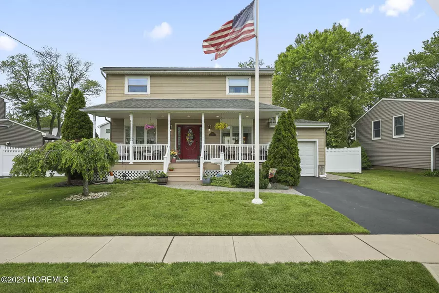 20 Dartmouth Drive, Hazlet, NJ 07730