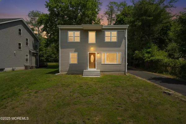 Manalapan, NJ 07726,132 Millhurst Road