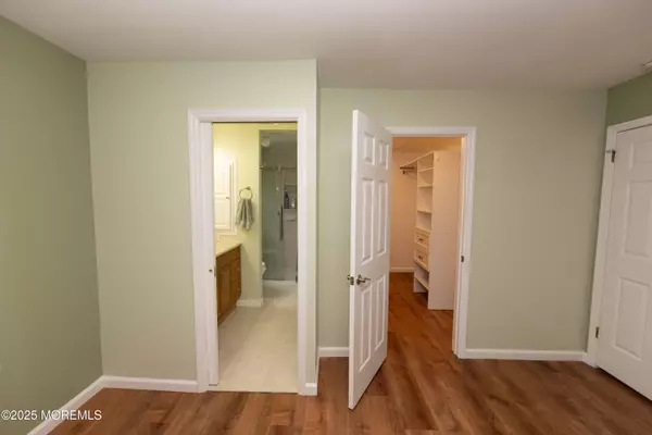 Manahawkin, NJ 08050,28 Fir Road #21