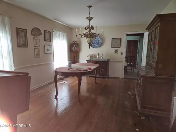 Middletown, NJ 07748,169 Pelican Road