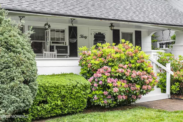 Red Bank, NJ 07701,30 Balloch Place