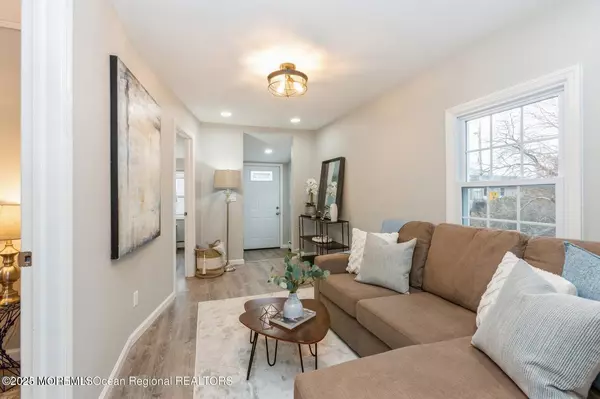 Hazlet, NJ 07734,184 S Park Avenue