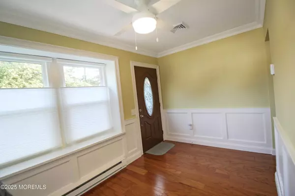 Whiting, NJ 08759,19 Canton Drive