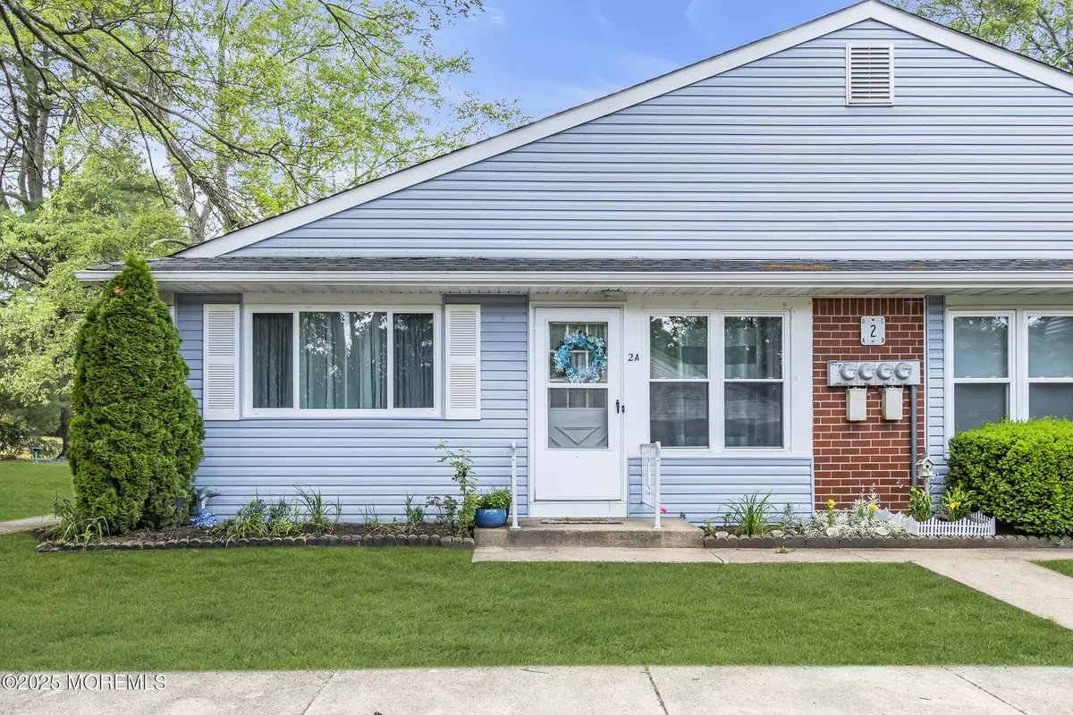 Whiting, NJ 08759,2 Wintergreen Lane