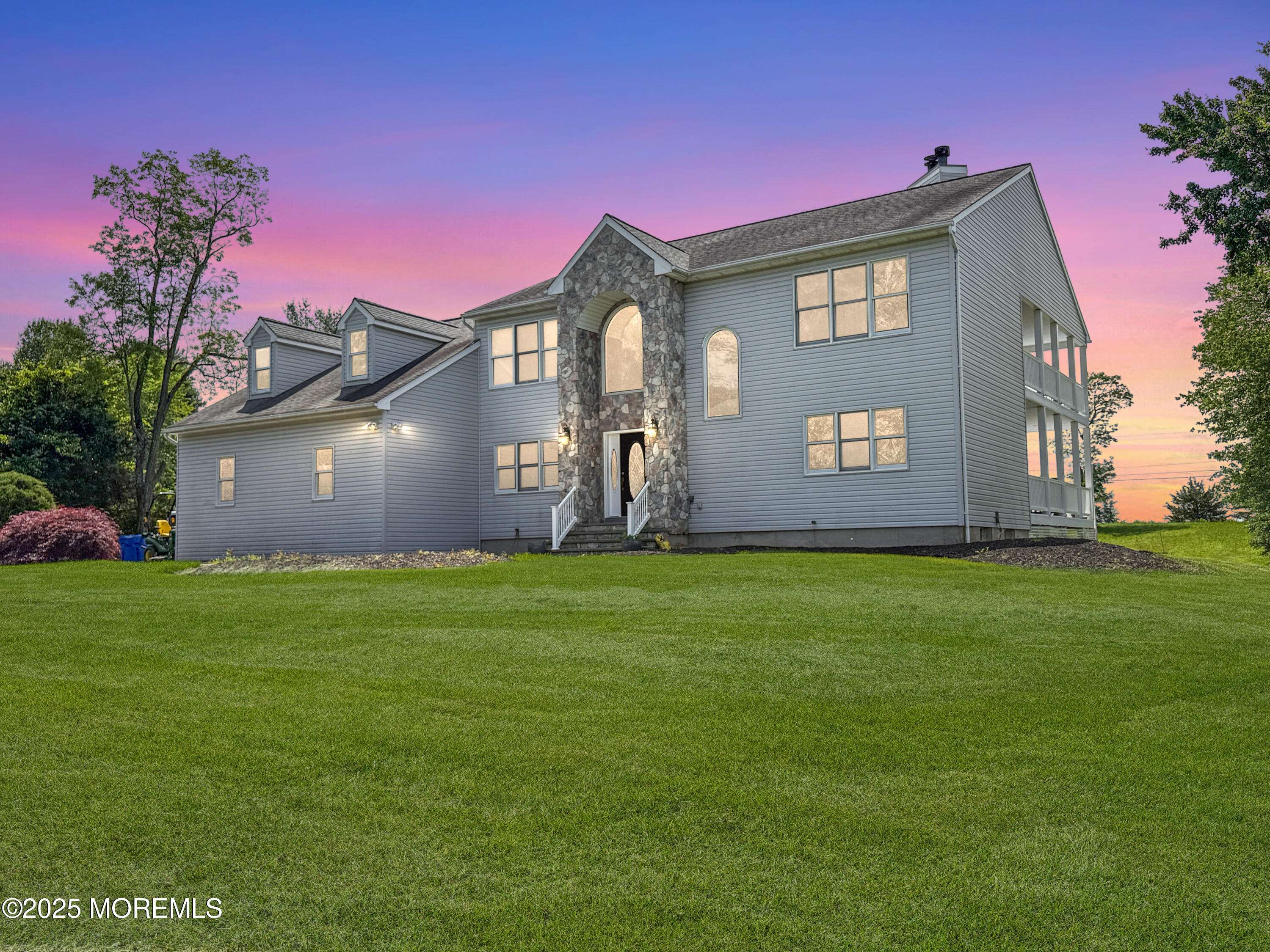 6 Marc Lane, North Hanover, NJ 08562
