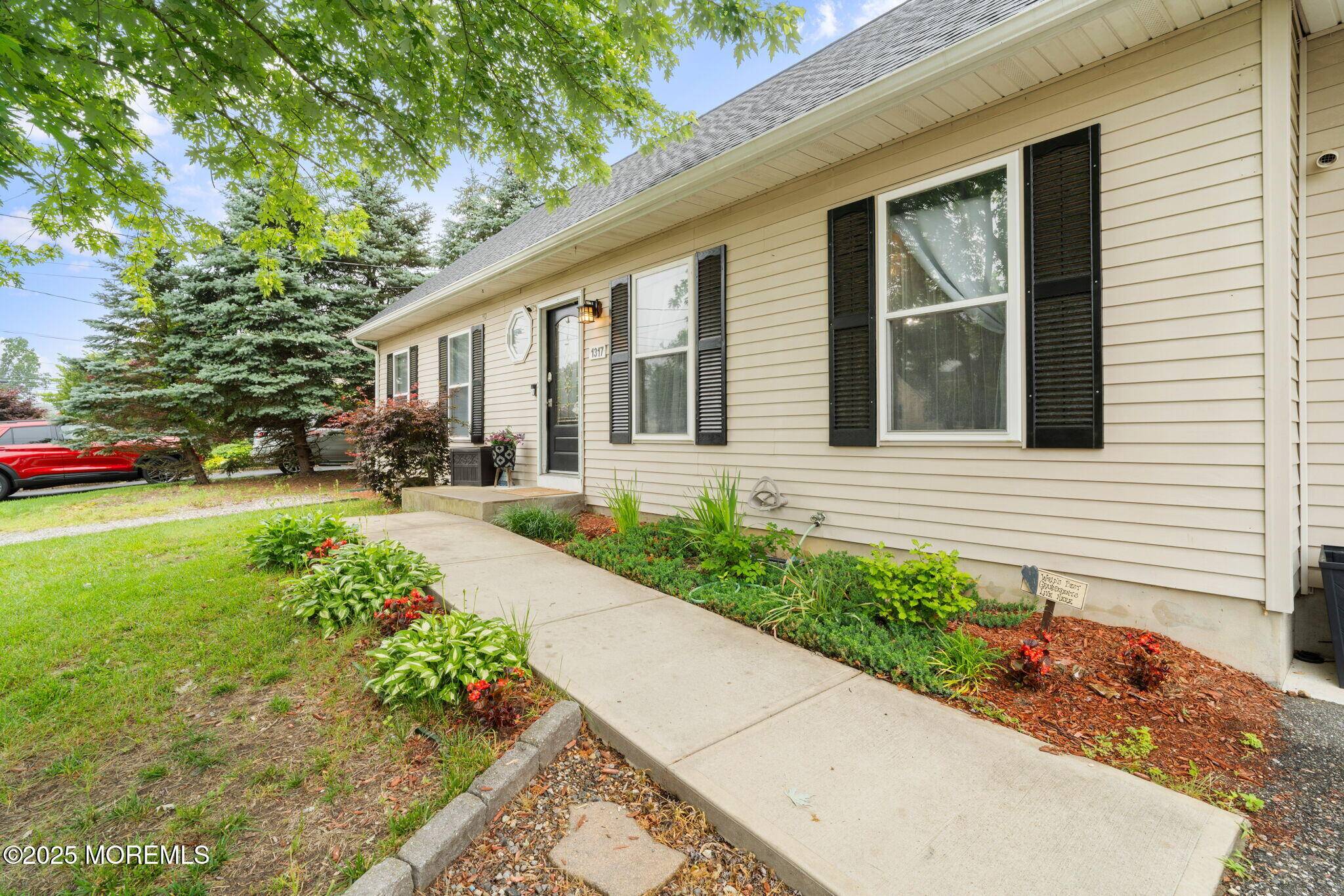 Beachwood, NJ 08722,1317 Cable Avenue
