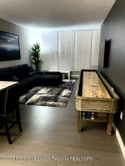 Long Branch, NJ 07740,30 Melrose Terrace #303