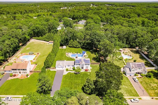 Jackson, NJ 08527,5 Persimmon Drive