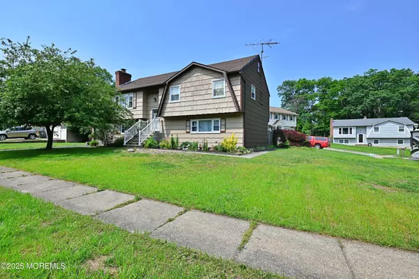 Old Bridge, NJ 08857,8 Michelle Avenue