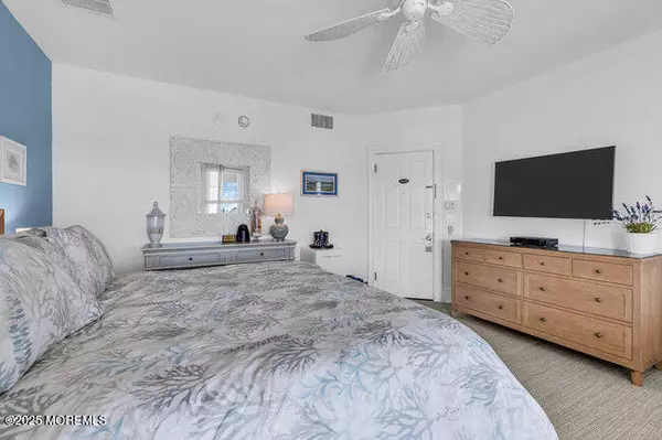 Spring Lake, NJ 07762,200 Monmouth Avenue #7