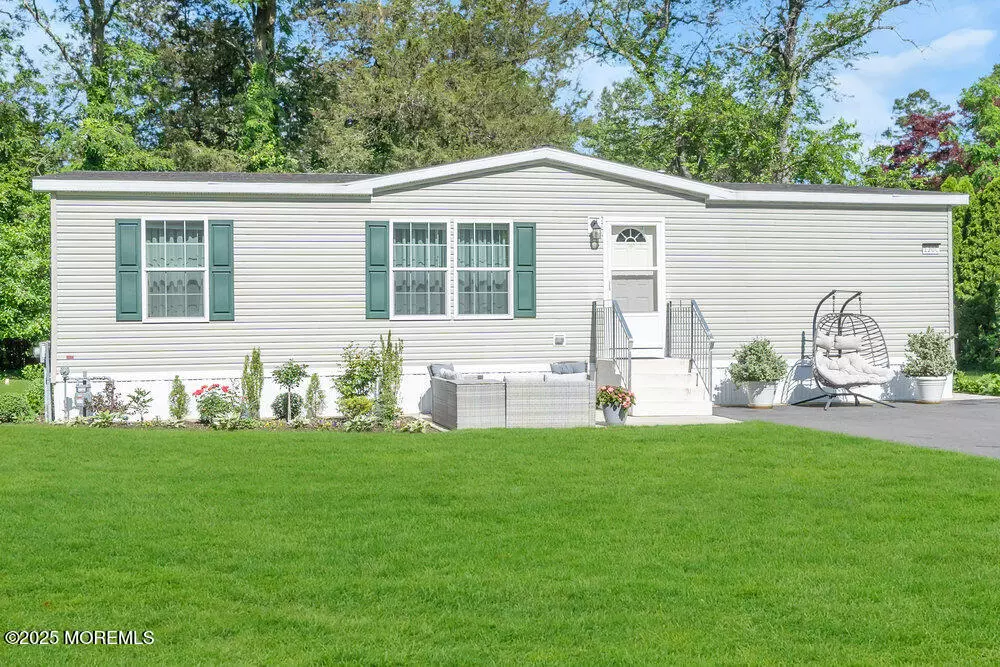 Manchester, NJ 08759,120 Circle Drive