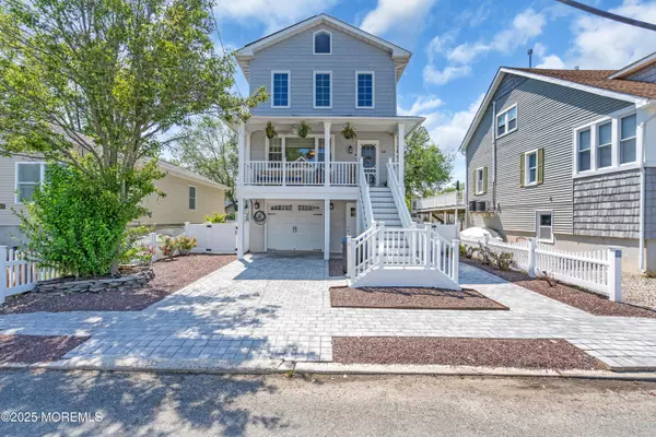 604 Anglesea Avenue, Ocean Gate, NJ 08740