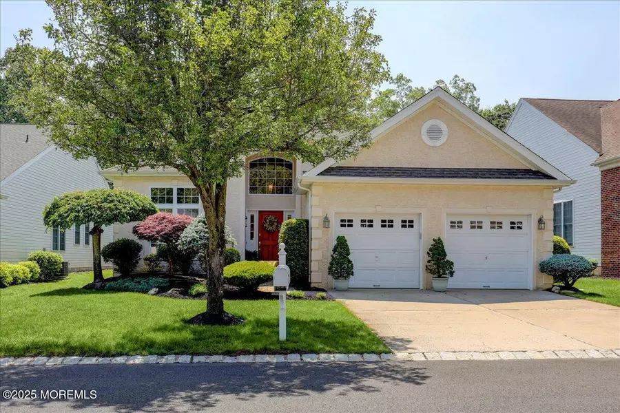78 Oakmont Lane, Jackson, NJ 08527